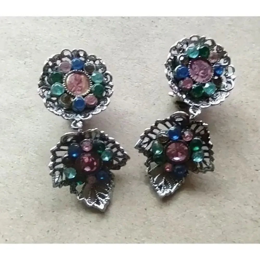Pastel Rhinestone Dangling Leaf Clip On Earrings Silver Unmarked‎